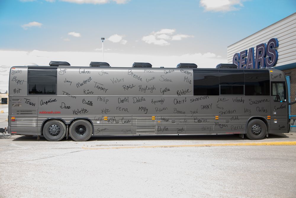 Rob Nash tour bus